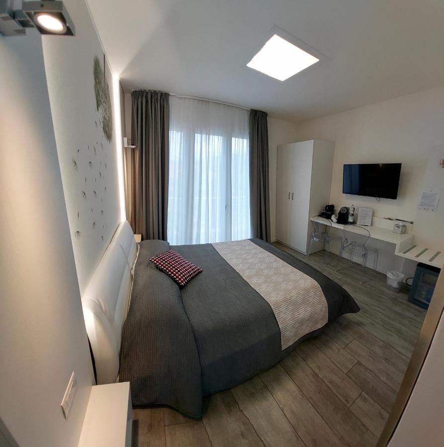 La Brise Hotel Marina di Pietrasanta Eksteriør billede