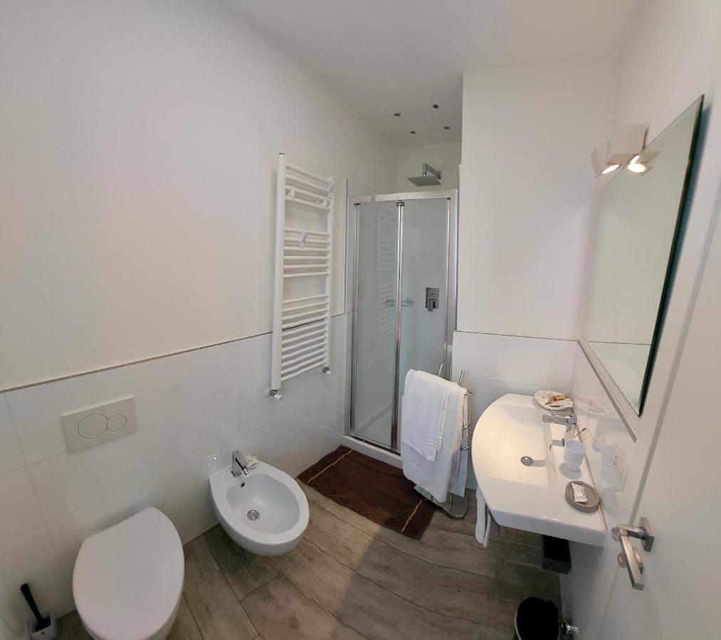 La Brise Hotel Marina di Pietrasanta Eksteriør billede