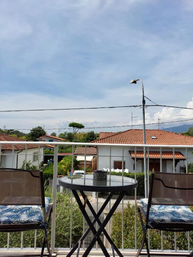 La Brise Hotel Marina di Pietrasanta Eksteriør billede