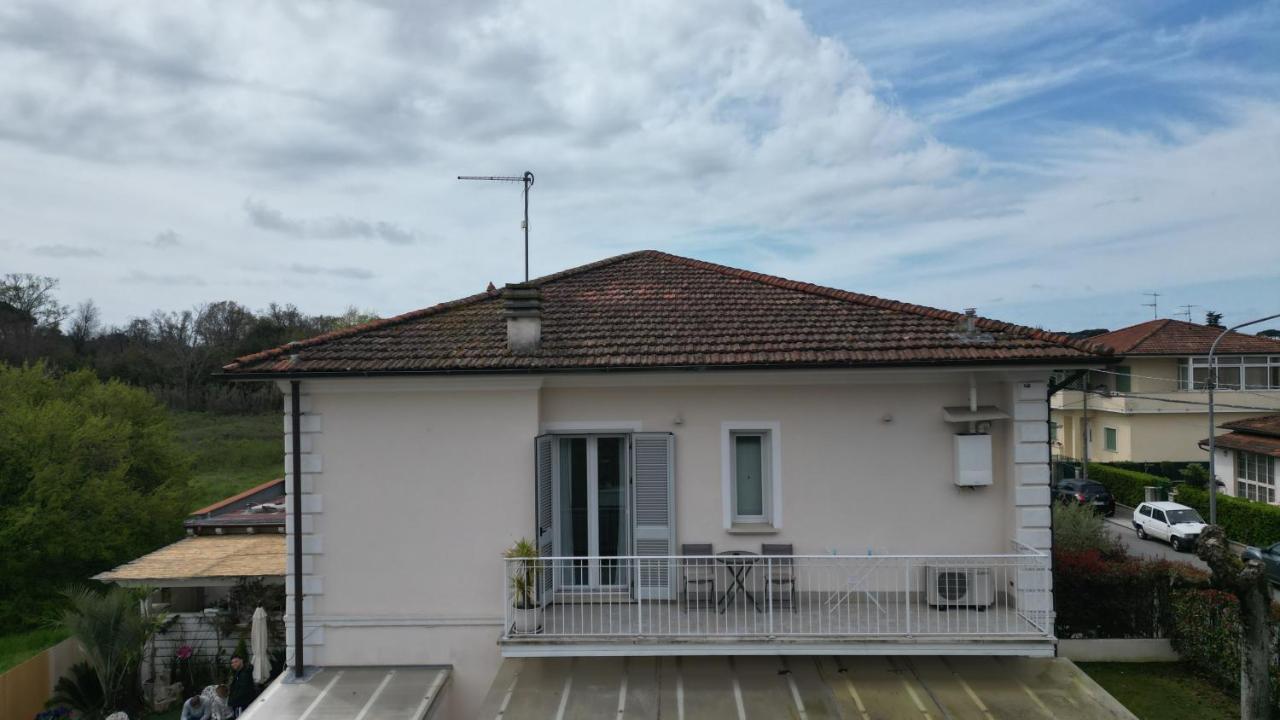 La Brise Hotel Marina di Pietrasanta Eksteriør billede