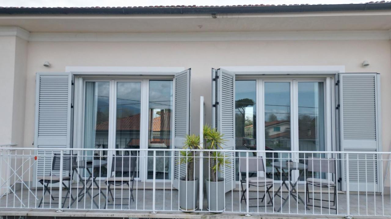 La Brise Hotel Marina di Pietrasanta Eksteriør billede