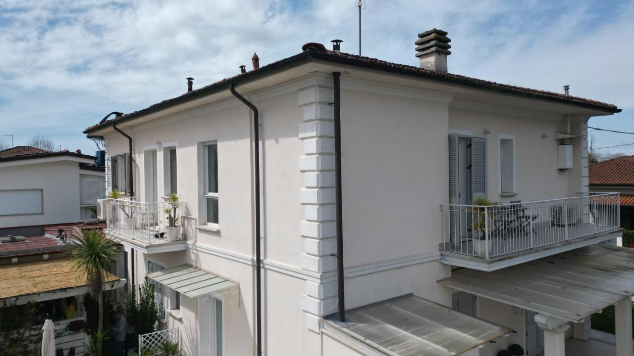 La Brise Hotel Marina di Pietrasanta Eksteriør billede