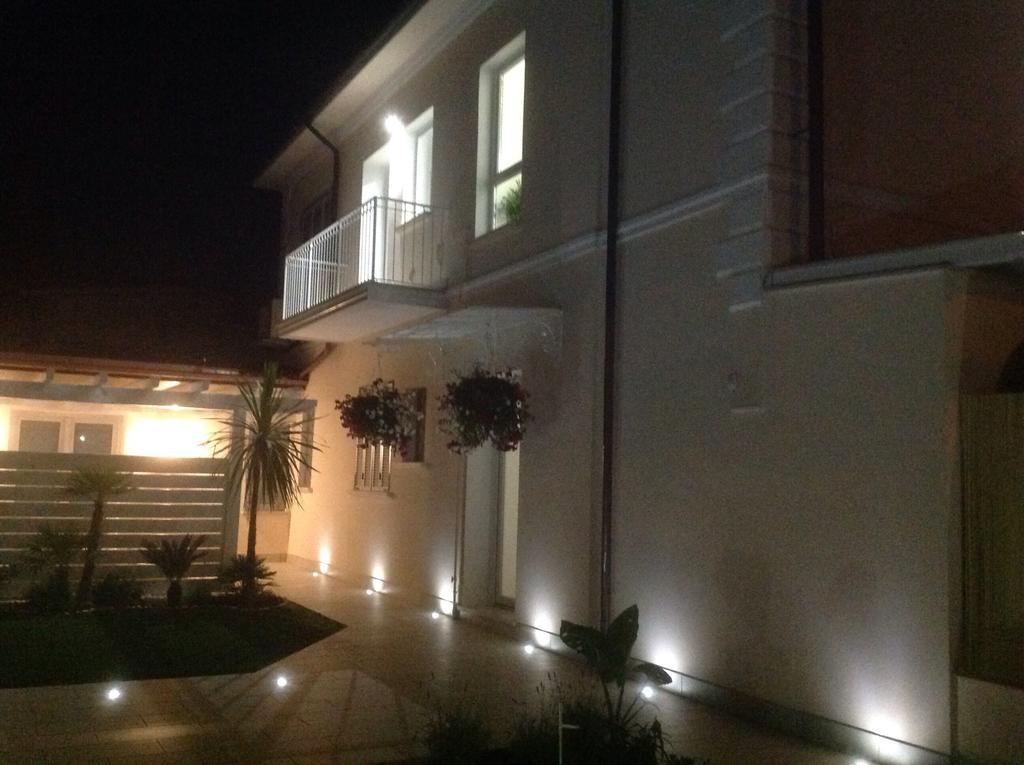 La Brise Hotel Marina di Pietrasanta Eksteriør billede